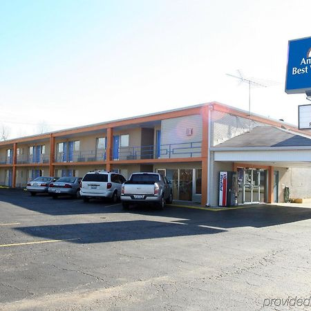 Americas Best Value Inn Elizabethtown Exterior photo