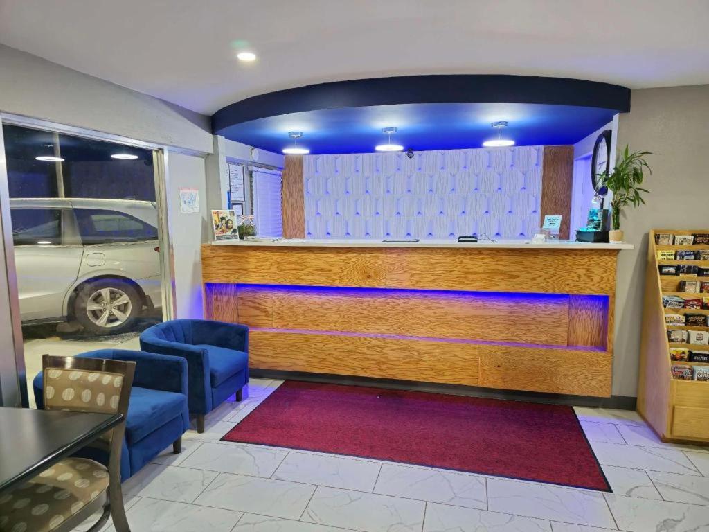 Americas Best Value Inn Elizabethtown Exterior photo