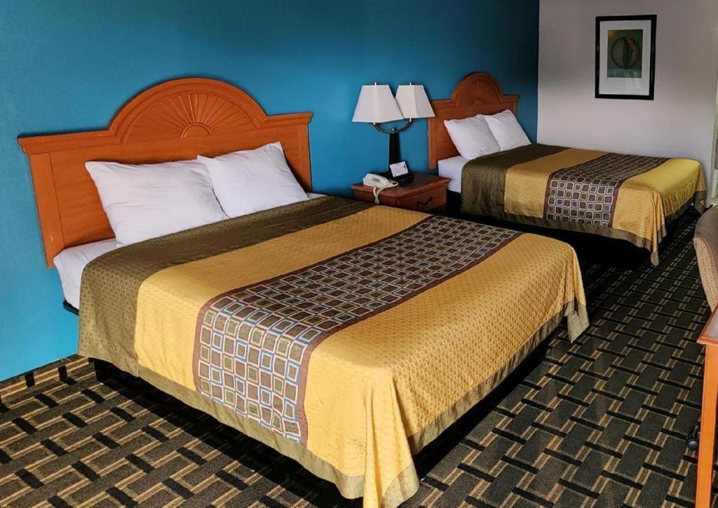 Americas Best Value Inn Elizabethtown Exterior photo